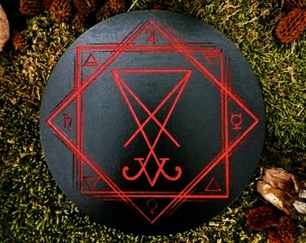 Lucifer, Esoteric Altar, Esotericism, Lilith, Ritual, Luciferian, Witchy, Occultism, Witchcraft, Witchy, Witches and Wizards