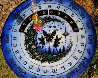 Esoteric Divinatory Tray for Pendulum, Esotericism and Clairvoyance with this mystical tray entirely engraved on wood!