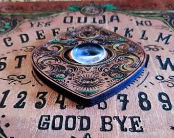 Ouija, accessory for ouija board, Planchette Drop Pointer for esoteric session in Spiritism, Gothic decoration, Witchcraft.